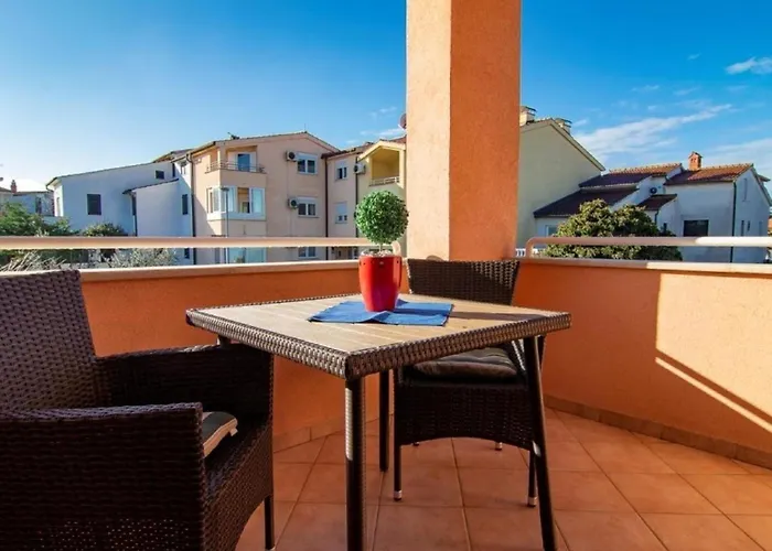 Ferienwohnung In Pula Mit Eigenem Balkon